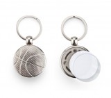 16. LLavero stándar basquet, con impresión más lupa de metraquilato.