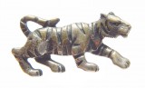 37. Pin personalizado tigre bañado en latón viejo. 